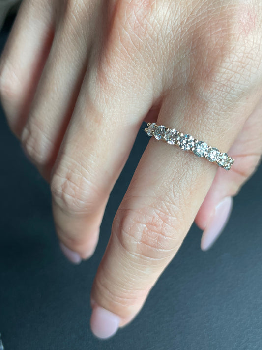 Lily Round Cut Lab Grown Diamond Ring